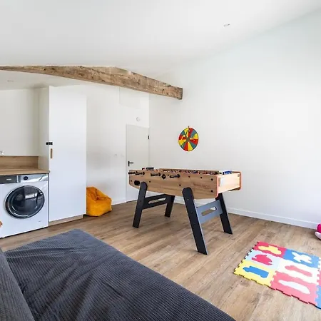 Familiale Avec Piscine Et Salle De Jeux Villa